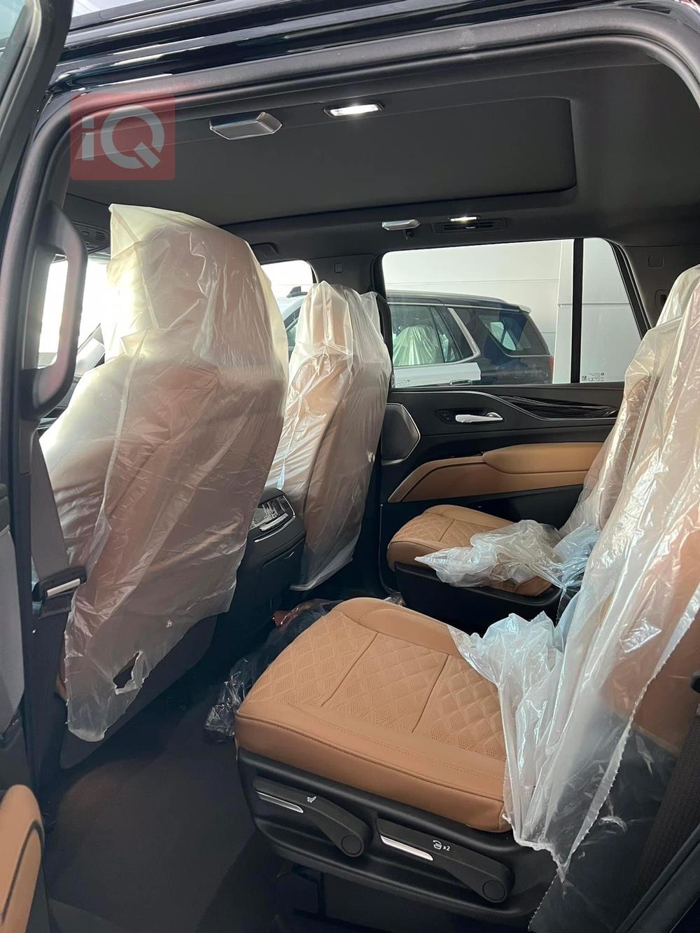 كاديلاك اسكاليد